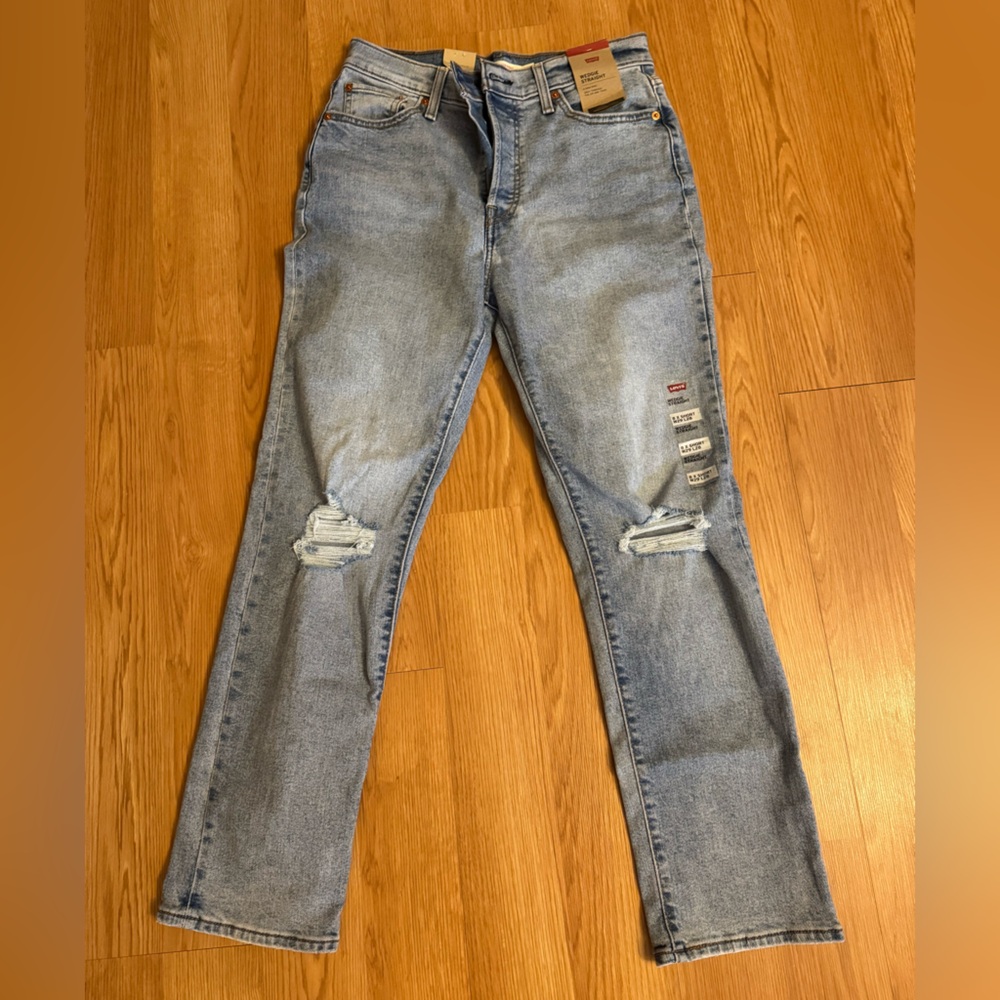 Levi's Women Straight Leg Jean